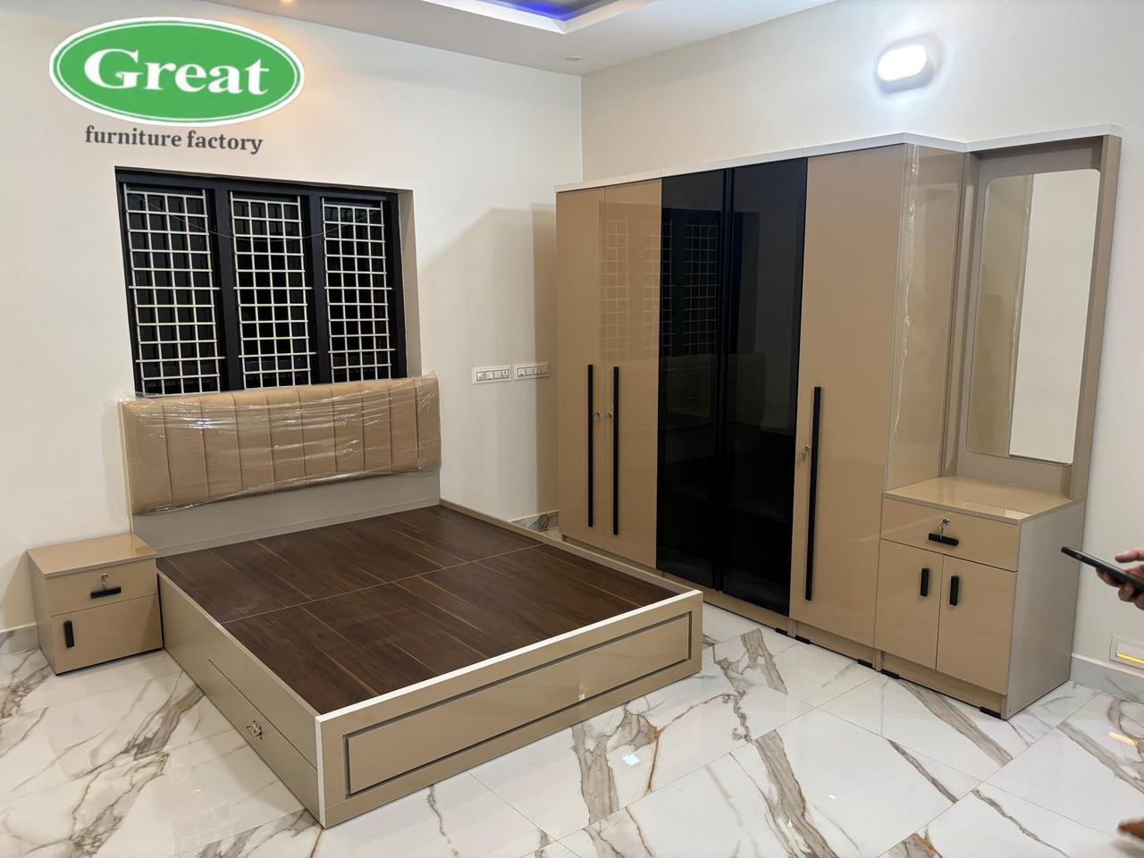 Bedroom Set, model GRT 17